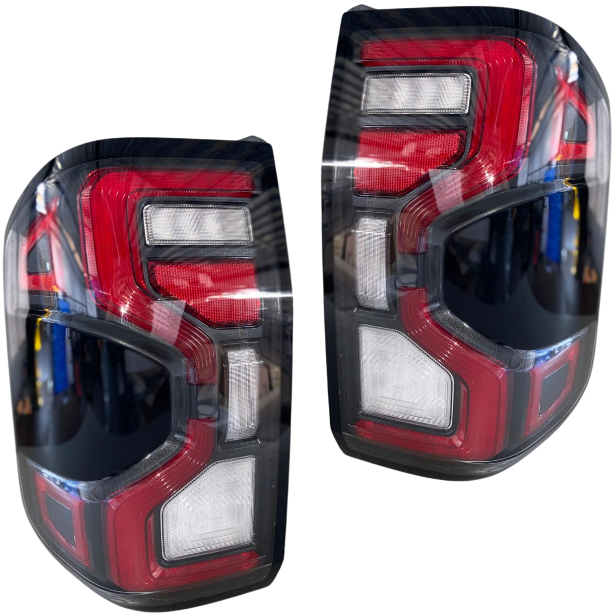Kit Lanterna LED Modelo Raptor Ranger Fumê 2024 a 2026 - Imagem 9