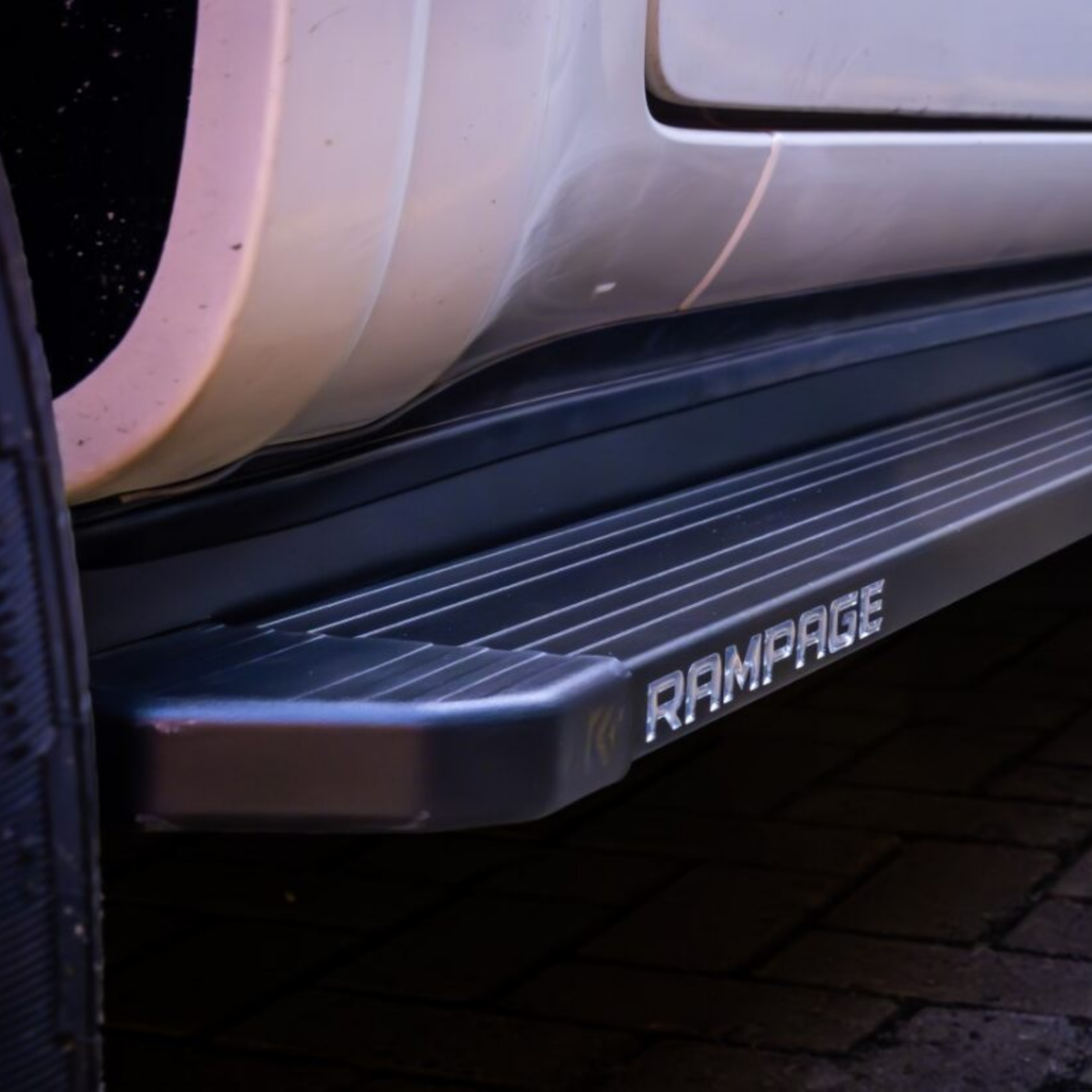 Estribo Alumínio Slim para Ram Rampage 2023 a 2026 - Imagem 5