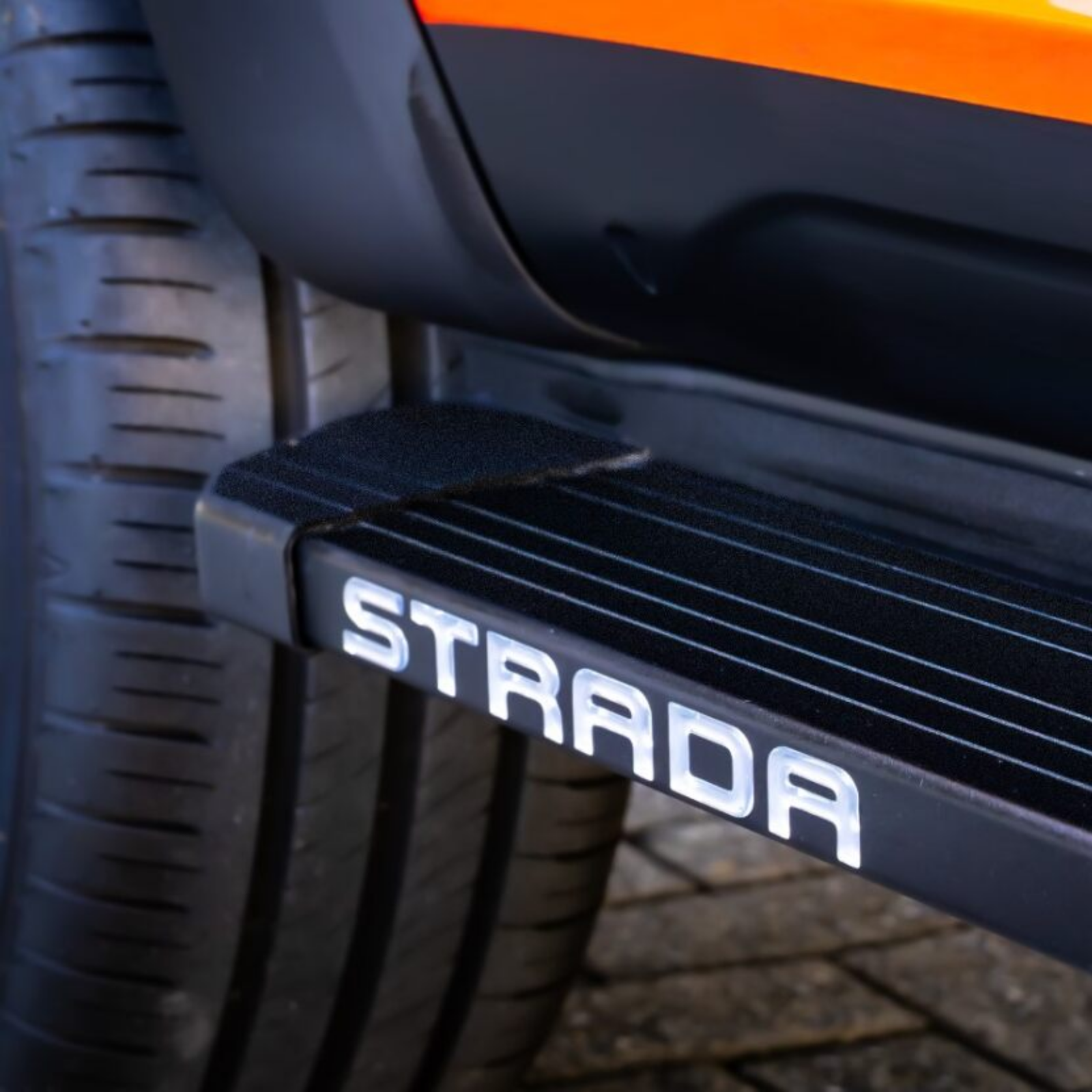 Estribo Alumínio Slim para Fiat Strada 2021 a 2026 - Imagem 6